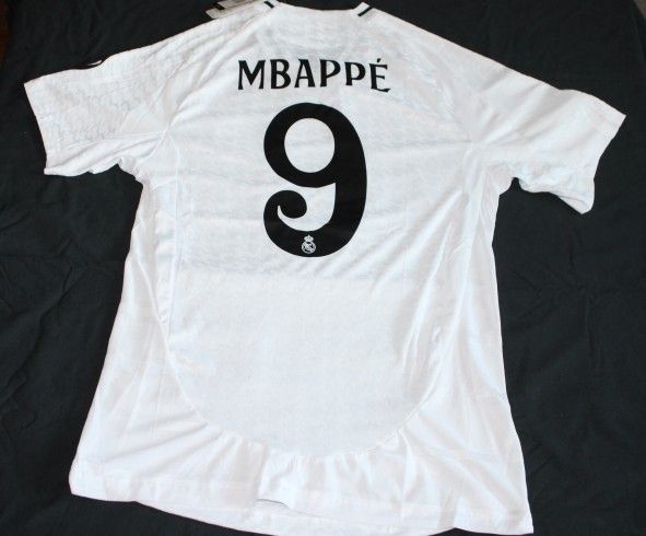 REAL MADRID JERSEY 24/25 MBAPPE SIZE LARGE & XL ADULT SIZE