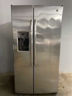 GE Stainless Refrigerator ‼️60 Day Warranty‼️