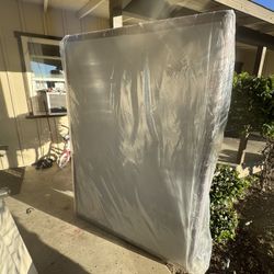 Queen Box Spring $25