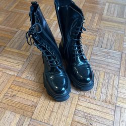 NEW Dream Pairs Platform Boots Women 11 Men 9