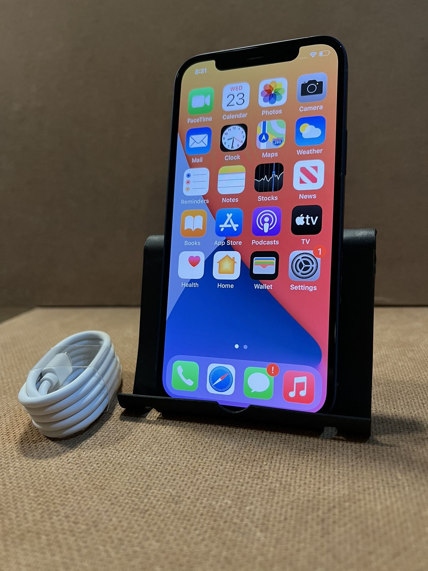 iPhone 11 Pro Max 64gb Gray Att or cricket