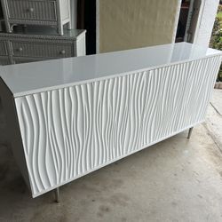Credenza