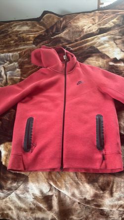 Selling my nike sweater