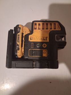 Dewalt  laser level  with 12v battery  no  tripod