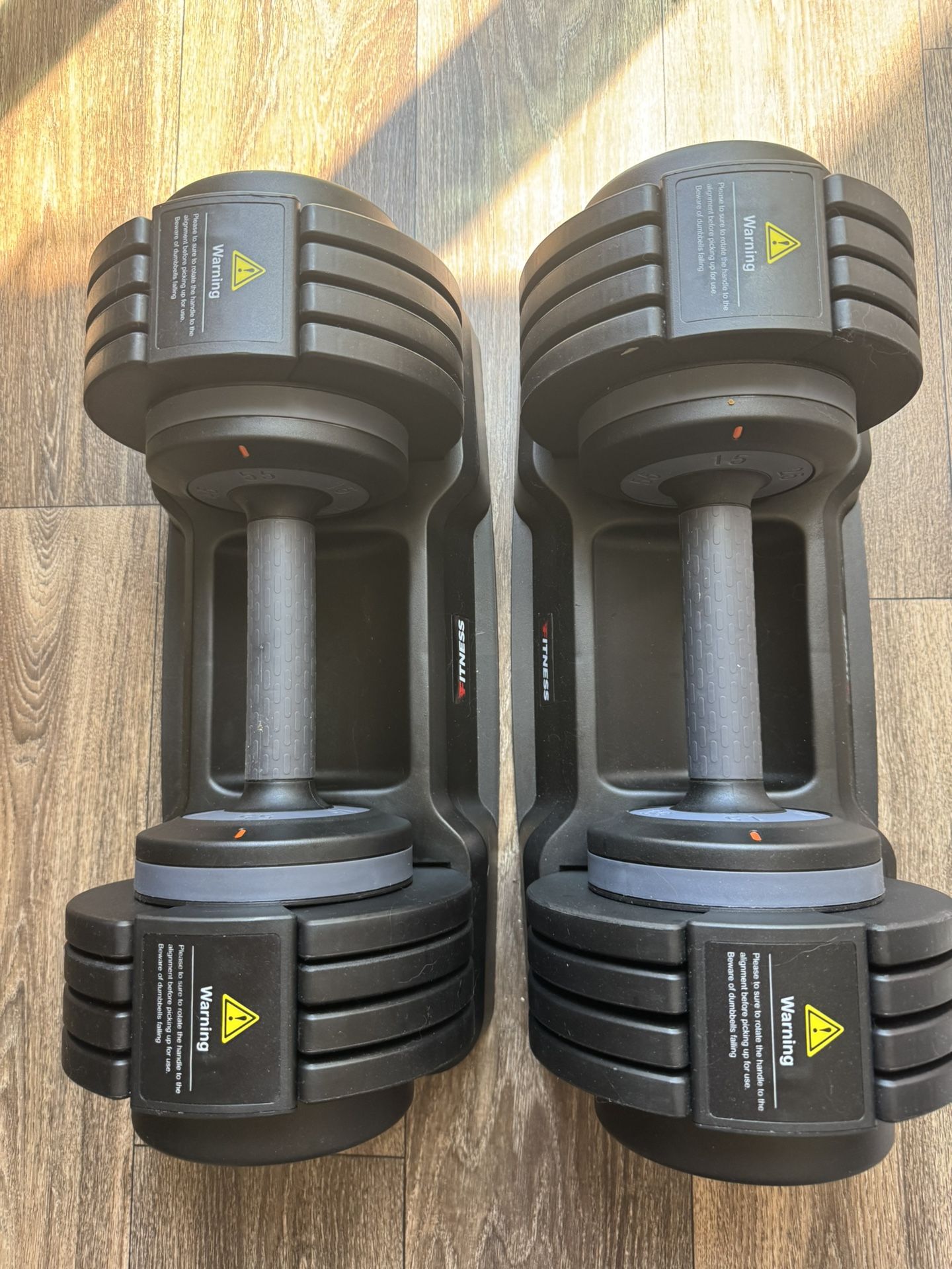 Adjustable Dumbbells 55 Pounds (read description)