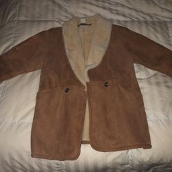 LEATHER WOMENS COAT!!!