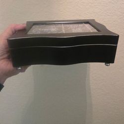 Wood jewlery box