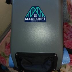 Makeshift Traveler 