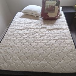 Twin Full size bed frame and mattress