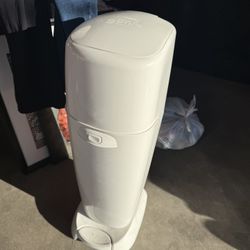 Diaper Genie 