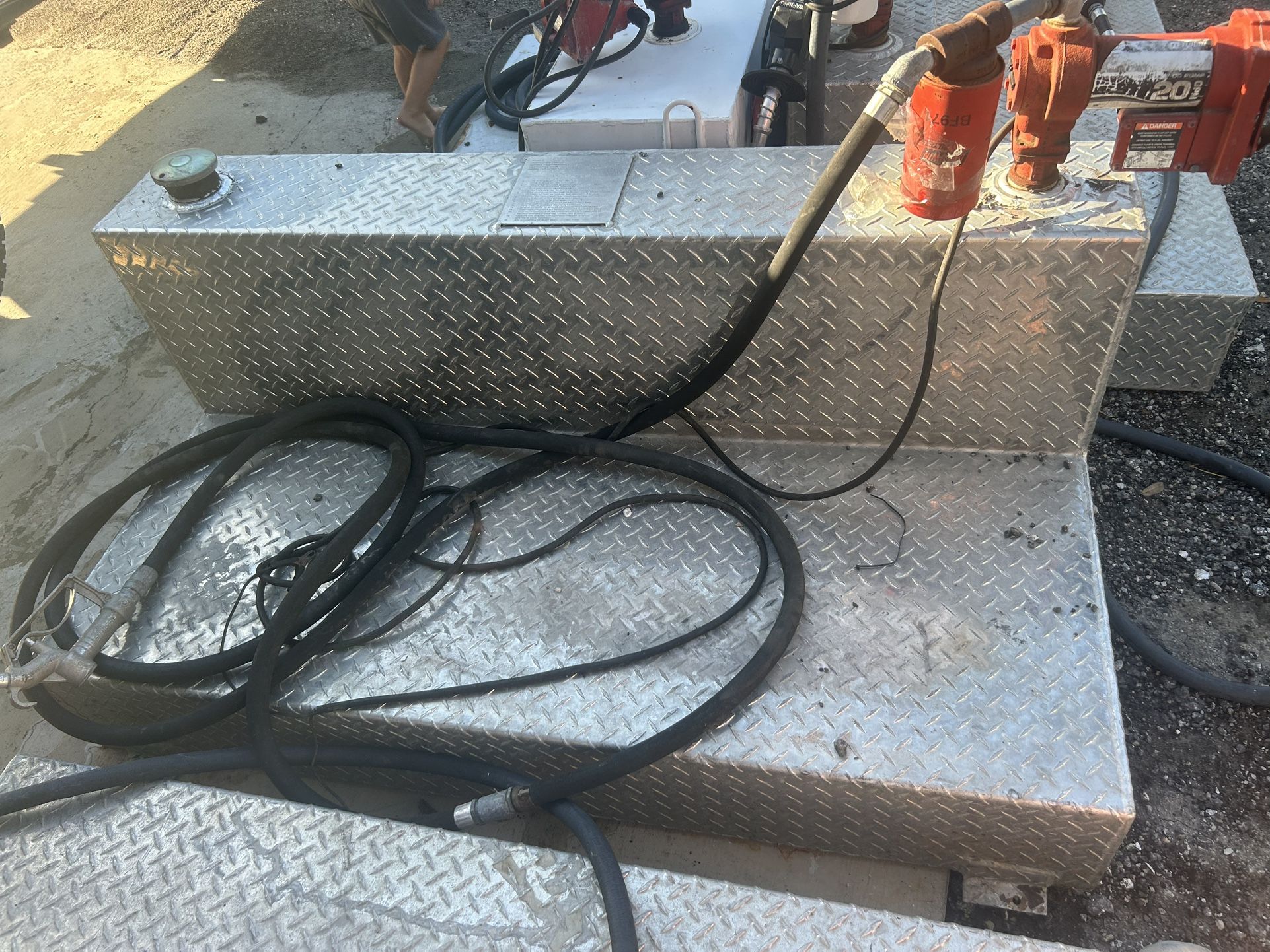 100 Gallon Fuel Tank