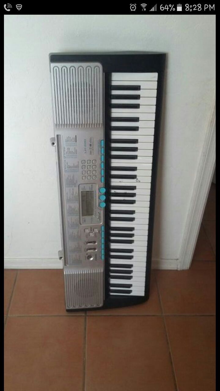 Casio electric keyboard