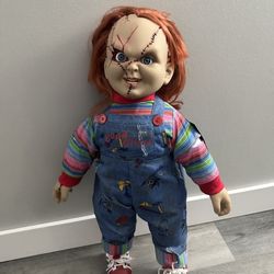 LIKE NEW CHUCKY DOLL WITH BOX