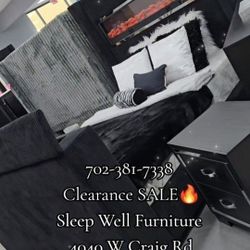  🌟Queen, King Light Up Fireplace TV Pop Up Bed Frame 💥 Furniture Sectionals Avail