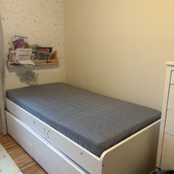 Ikea mattress 