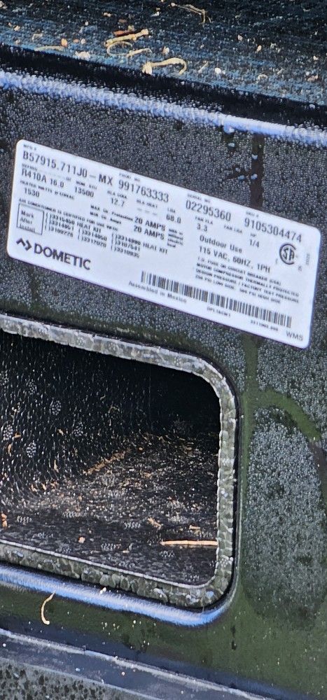 Dometic Rv A/c. FREE!