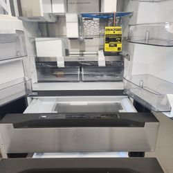 Un Refrijerador Cuatro Puerta CMIdea Tres Meses De Garantia Se Yeva .adomisilio