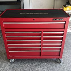 Rolling toolbox in great condition
