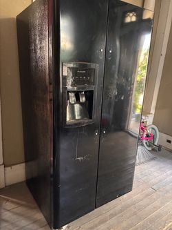Frigidaire Black Side-by-Side Refrigerator