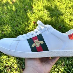 Gucci Men’s Ace Bee 