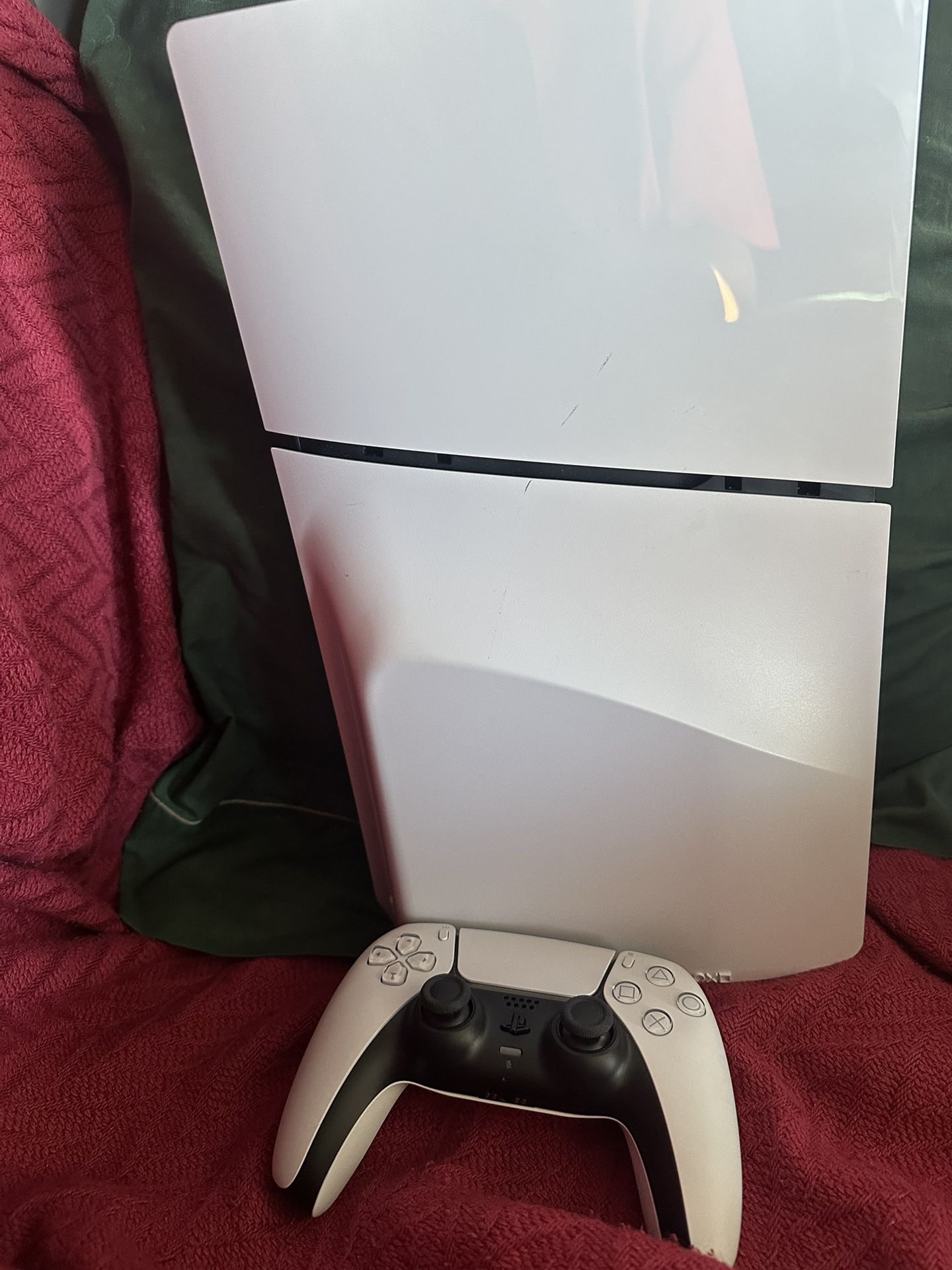 Playstation 5 w/controller (Disc Edition)