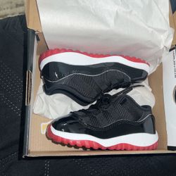 Jordan Retro 11 Low  8c