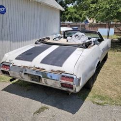 1972 Oldsmobile Cutlass