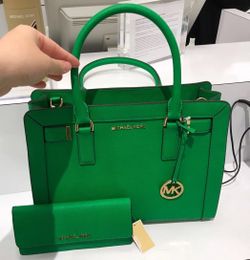 Green Michael kors
