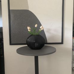 Round Bar Table 