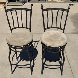 Set (2) Swivel Bar Top Kitchen Chairs
