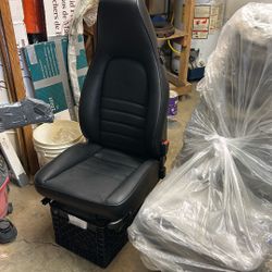 911 Carrera Seats