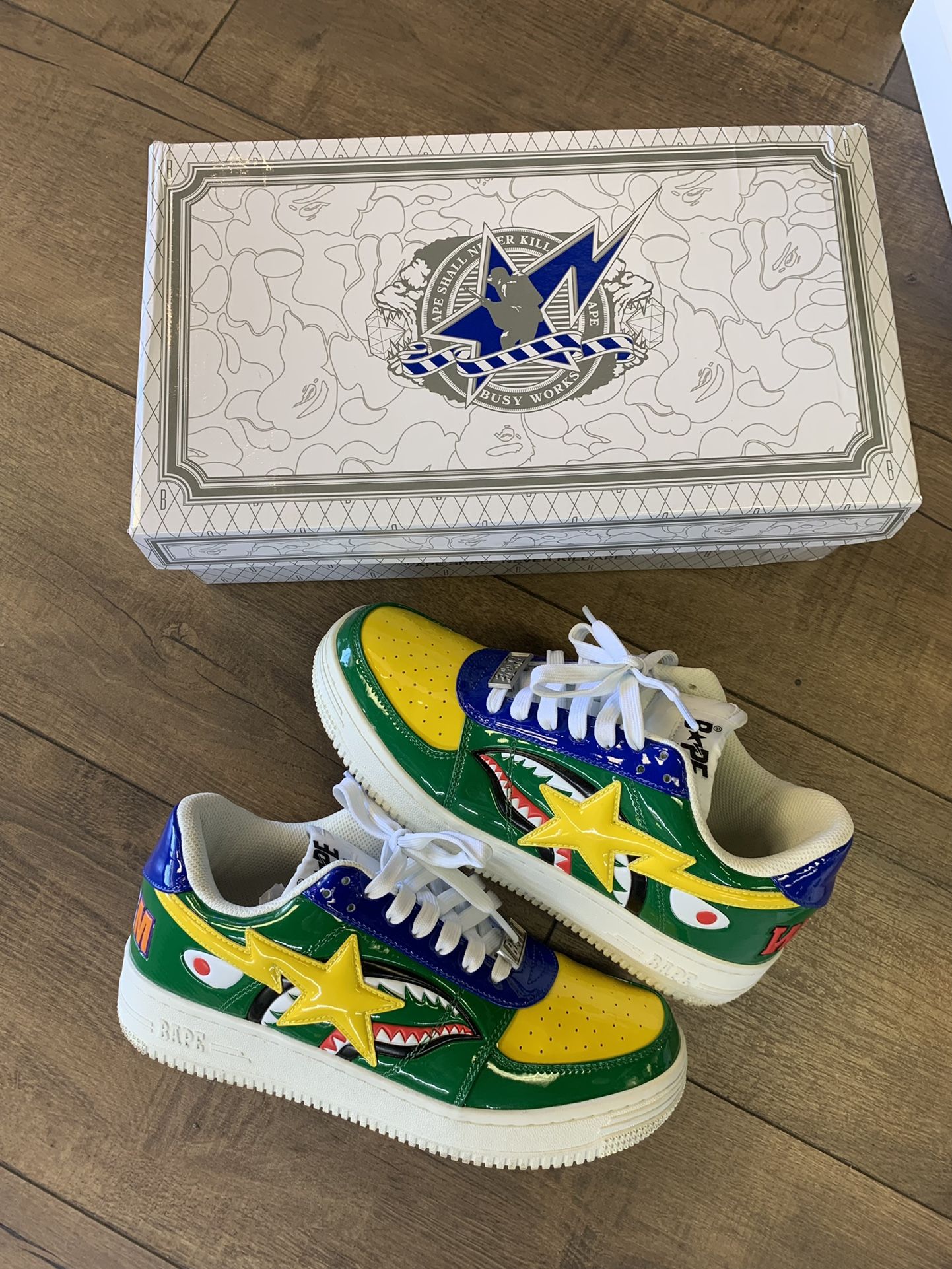 Bapesta Patent Shark 25th Anniversary- Size 9m