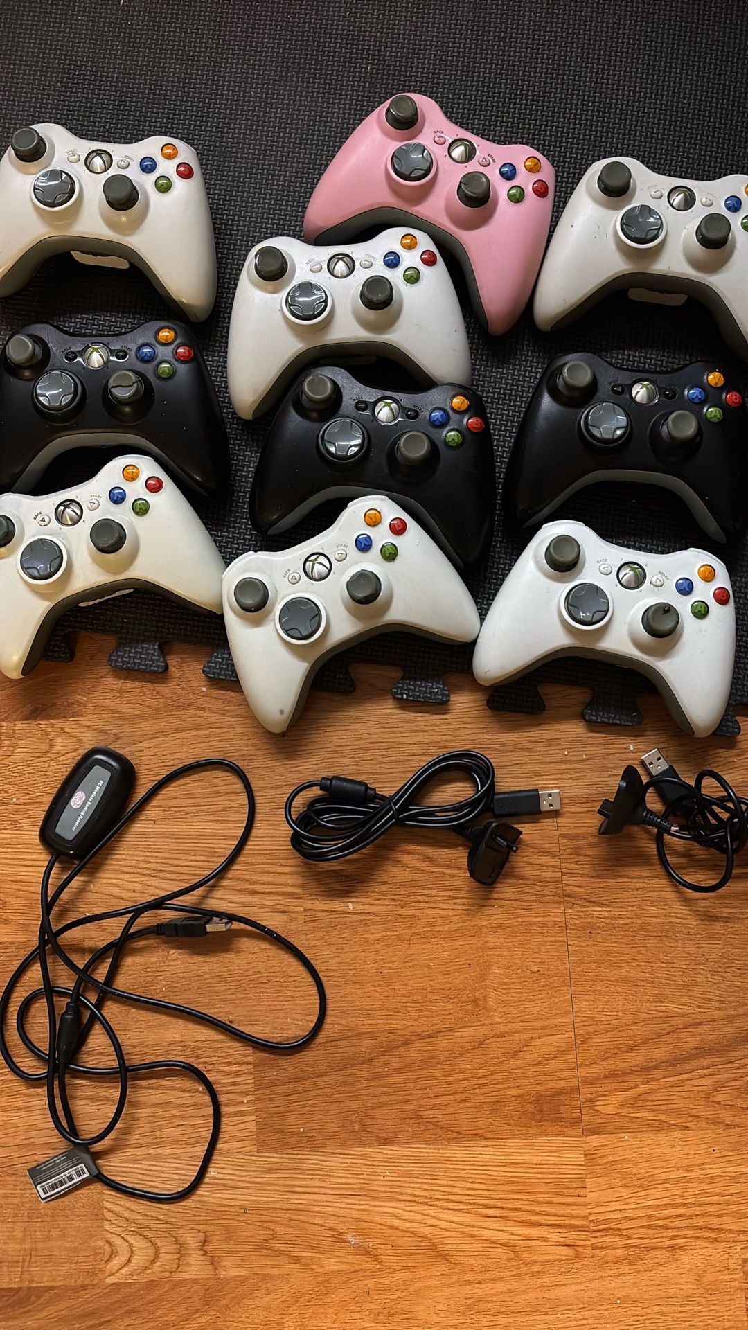 10x Xbox 360 Controllers For Parts