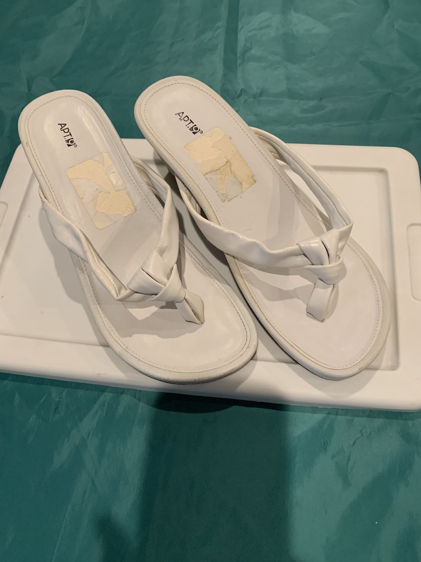 APT.9 White Sandals Size 7M