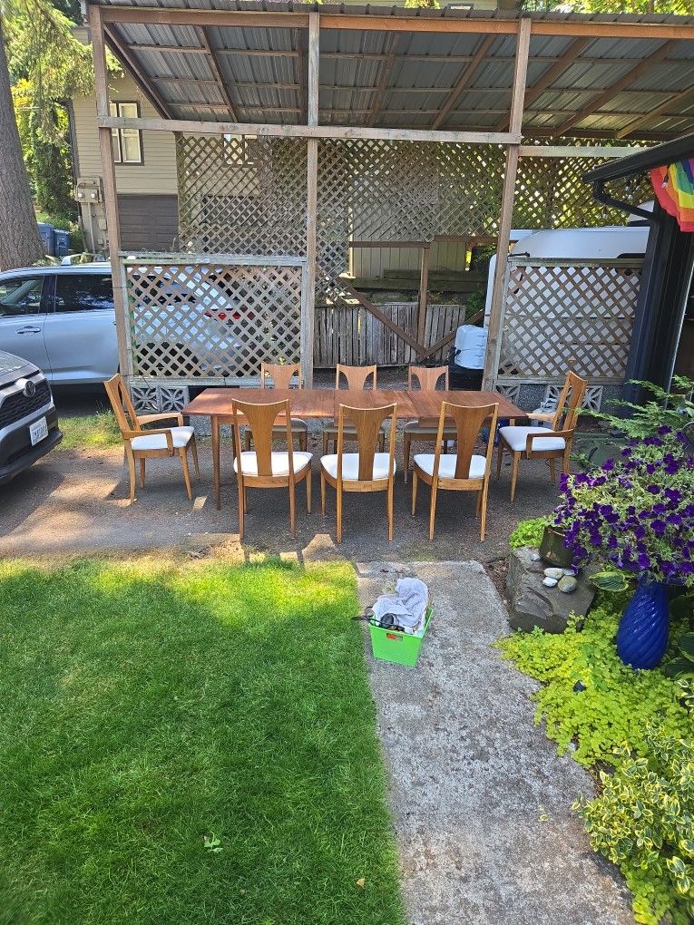 Mid-Century Modern Dining Room Table 8 Chairs