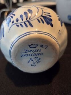 Delft Holland vase