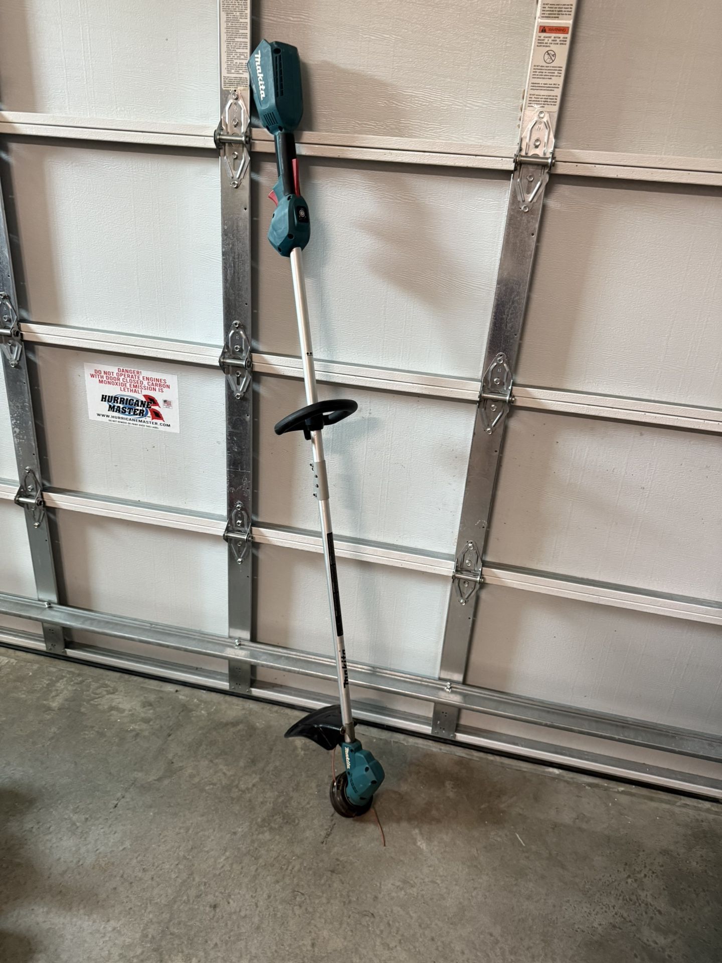 Makita 18V String Trimmer