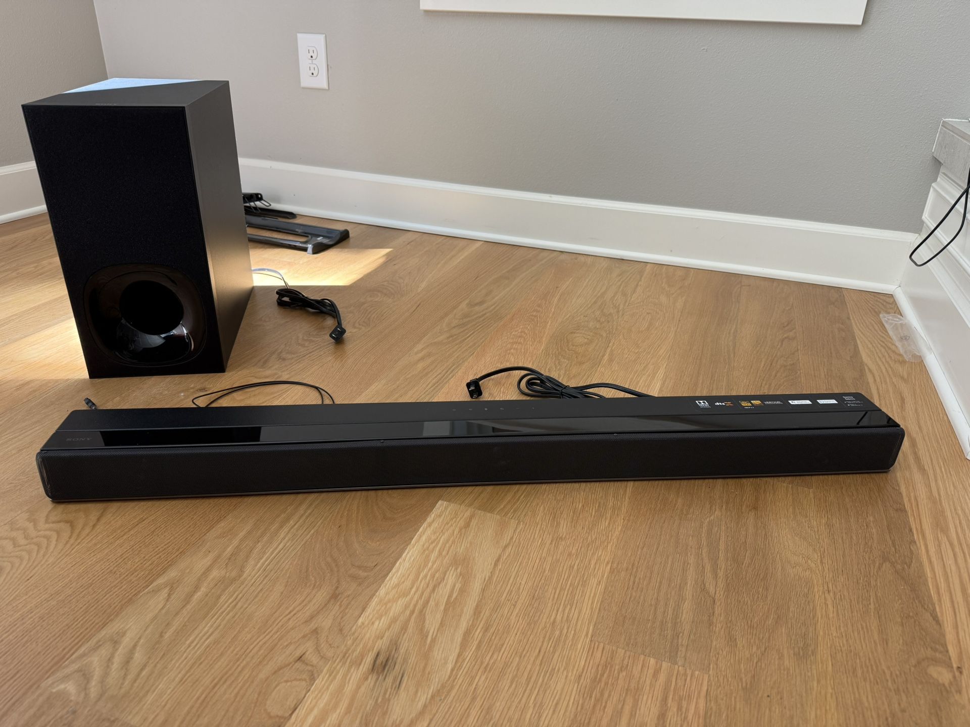 Sony soundbar and subwoofer