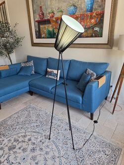 Modern Oslo wood floor lamp with a tripod base