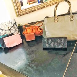 4 Bags + 4 Wallet- 10$ For All!! 