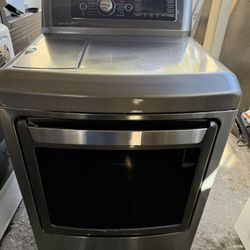 Dryer Electric LG Steam 
