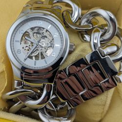 ⌚🤍Invicta Women's 17250 Angel Analog Display Mechanical Hand Wind Silver Watch💛