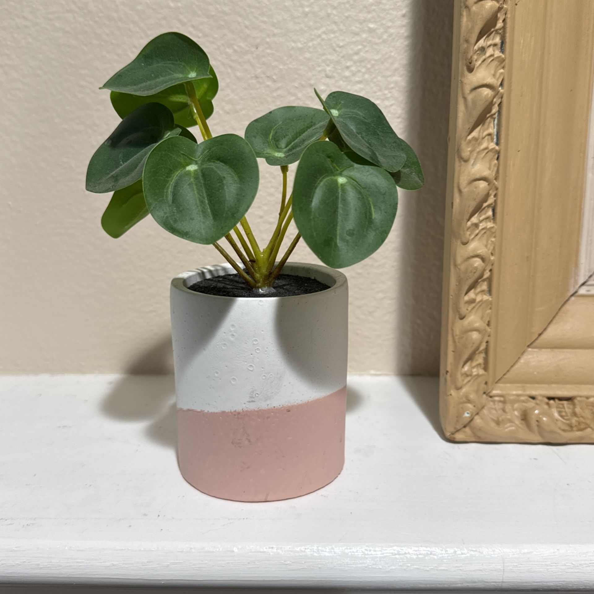 Mini Fake Plant -pink &white