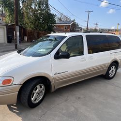 2002 Pontiac Montana