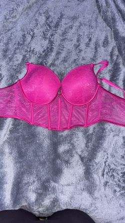 Pink Victoria’s Secret going out top