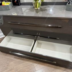 King Platform Bed Set - Bedframe, Dresser, Night Stand