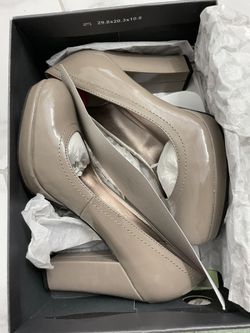 Kenneth Cole Heels Sz 10