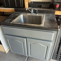 Utility Sink/Vanity
