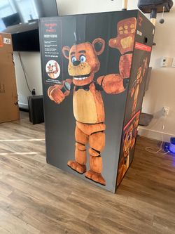 Freddy fazbear animatronic ( very limited )