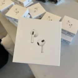 Air pods 2, AirPods Pro 2, Air pods 3, Air pods 4, Air pods pro,Air pods Max | Brand New | Bulk Deal Available